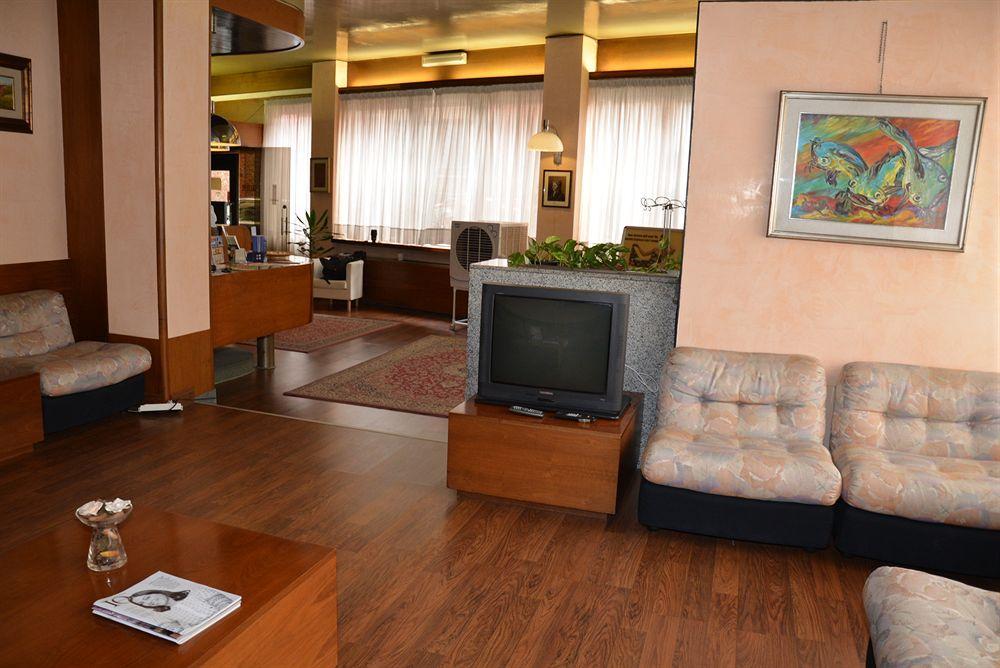 Hotel Salieri Legnago Exterior photo