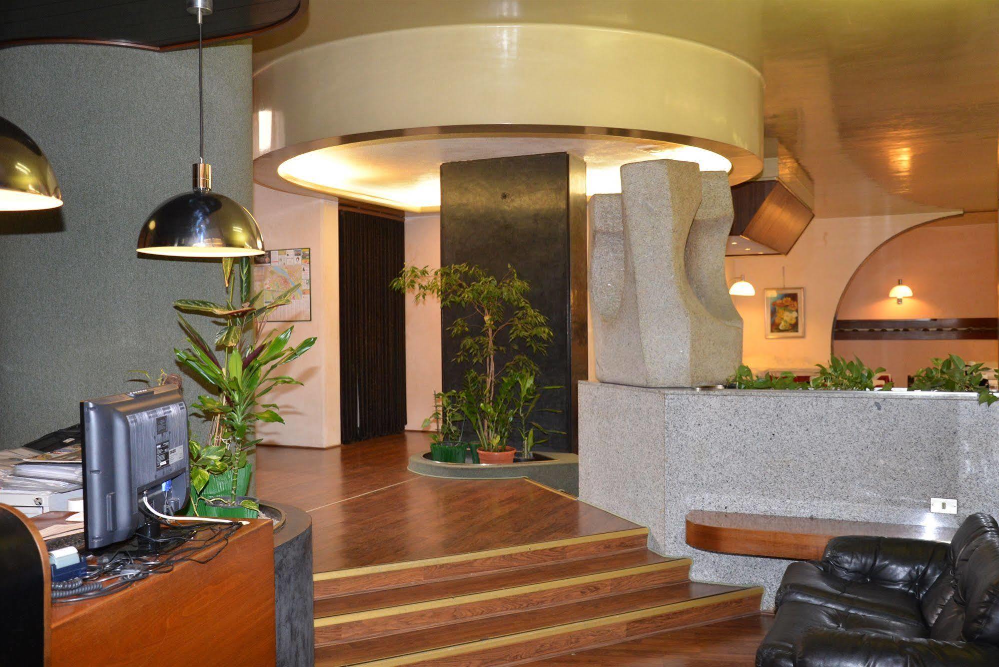 Hotel Salieri Legnago Exterior photo