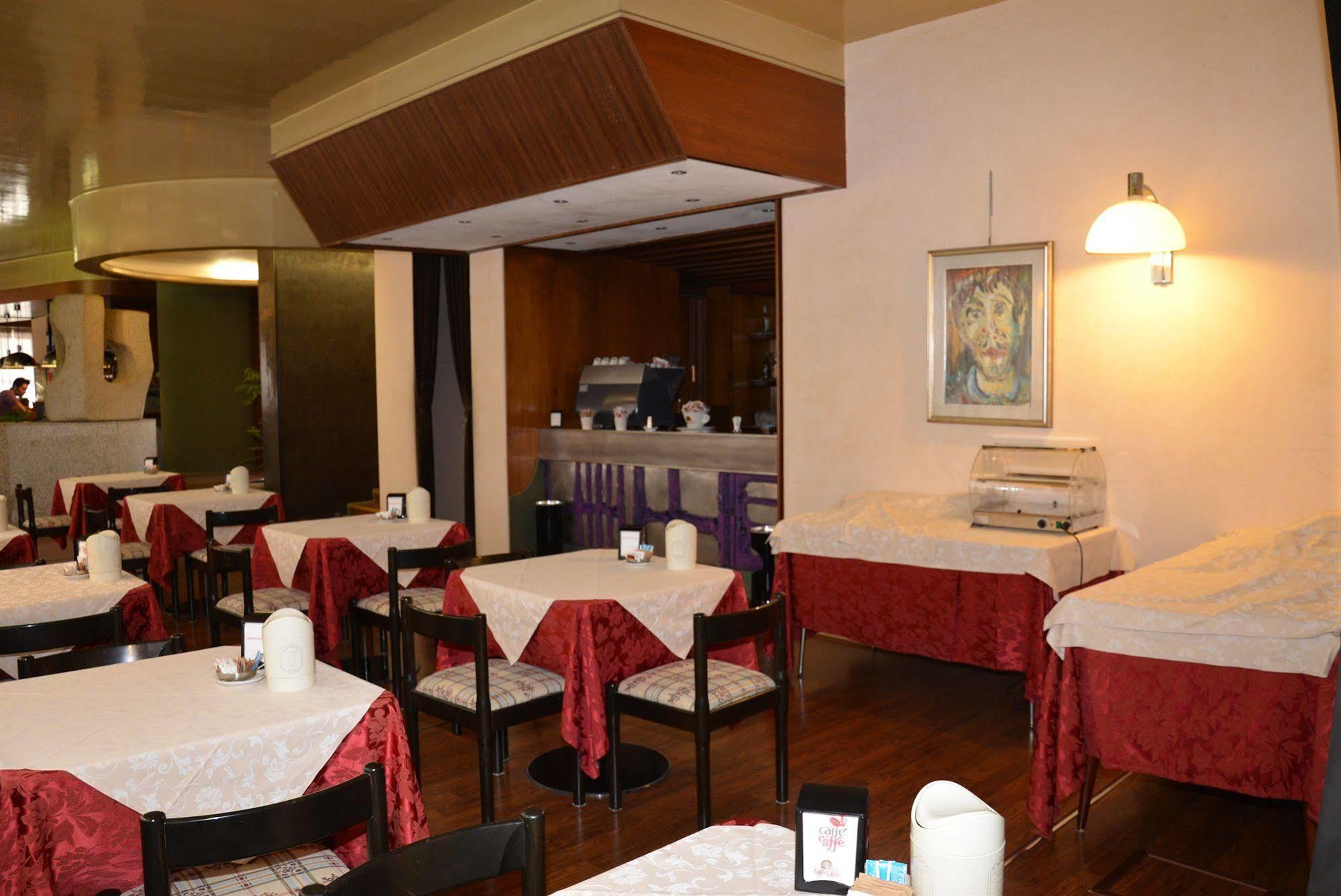 Hotel Salieri Legnago Exterior photo