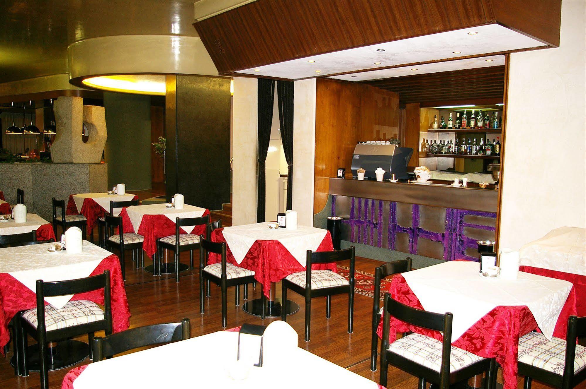 Hotel Salieri Legnago Exterior photo
